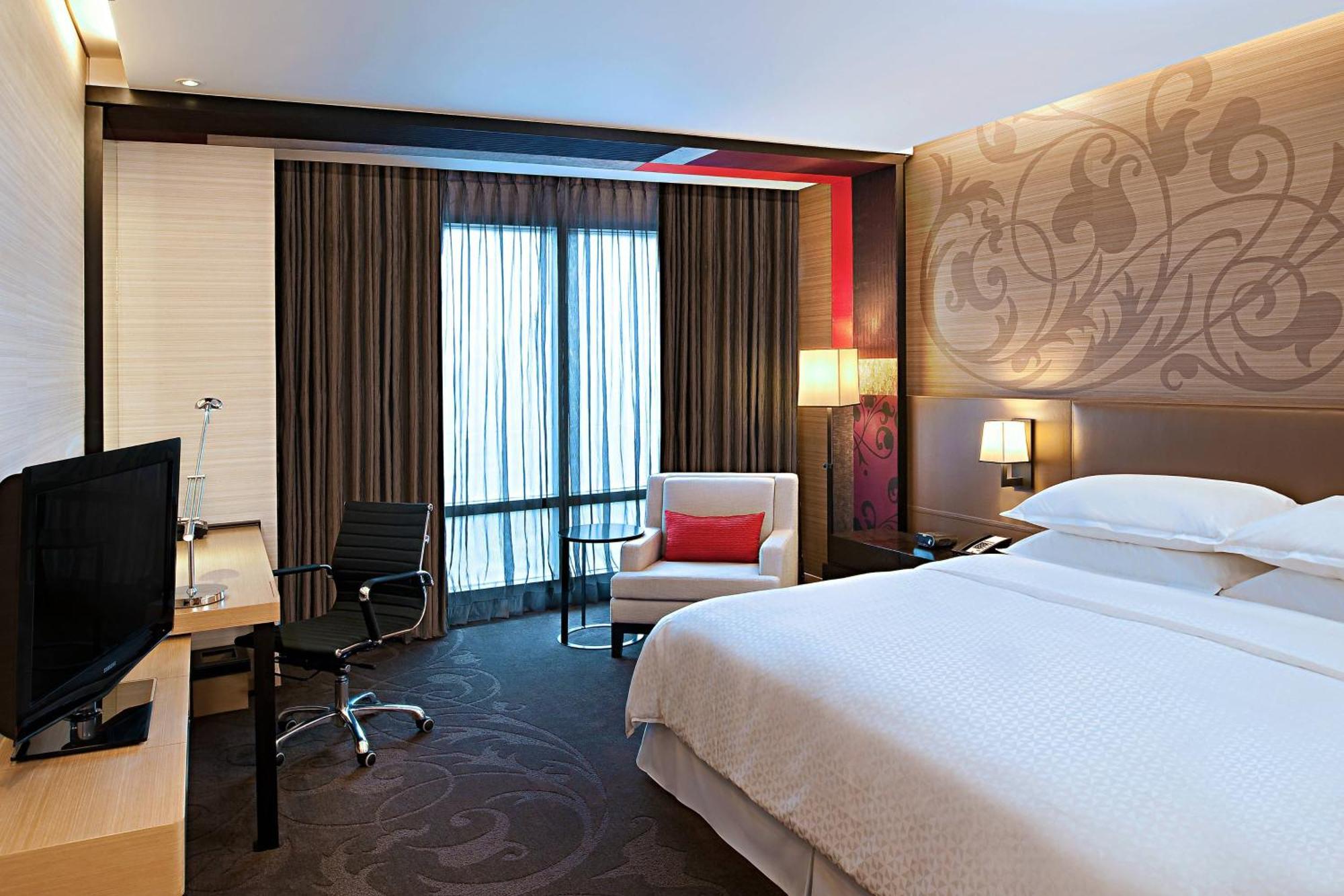 Four Points By Sheraton Bangkok, Sukhumvit 15 होटल